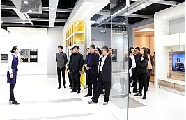 集团公司组织前往海尔工业园、青啤博物馆参观学习