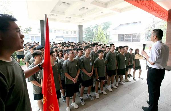 197名应届大学毕111111.jpg