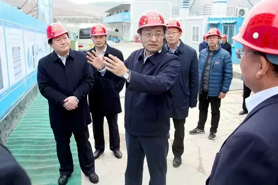 刘强1.jpg