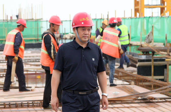 勇立潮头  站在巨人肩上发展——访青岛区域管理中心副总经理、工程公司经理经理于光成