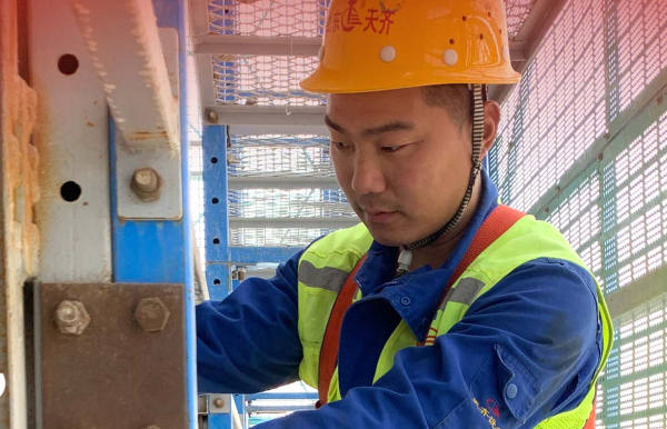 弘扬工匠精神 匠心成就精彩——访2023年度“公海赌赌船工匠” 王震