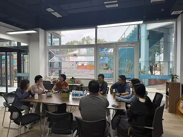 广陵区人大代表团曲江分团视察智童儿童发展中心