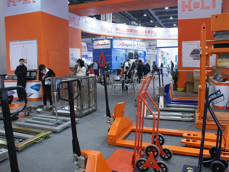Interweigh 2018 HOLI Scale推出了通过OIML和NTEP认证的HL318系列指示器