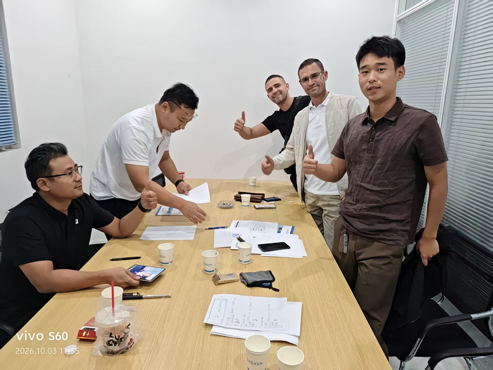 海外客户来访考察,共商光伏清洗设备合作 海外客户来访考察,共商光伏清洗设备合作