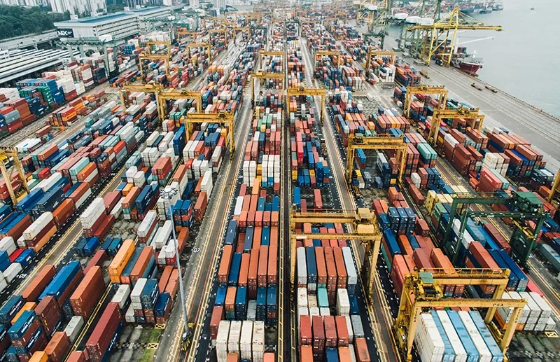Combinar de forma eficiente logística e cadeia de suprimentos
