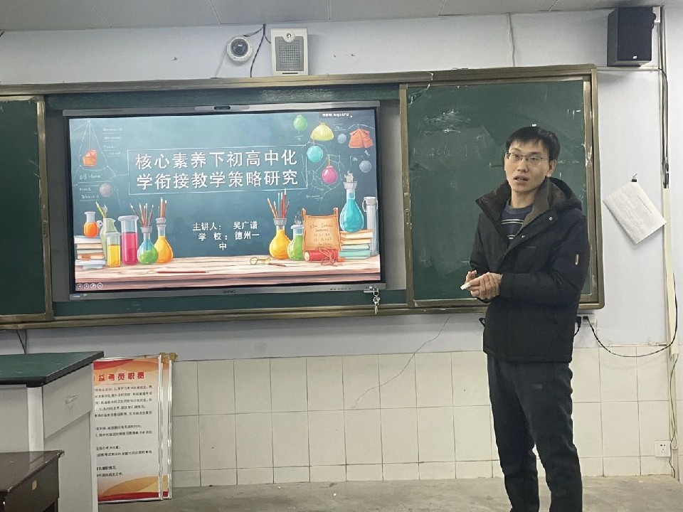 1736389423735804330714099712.png