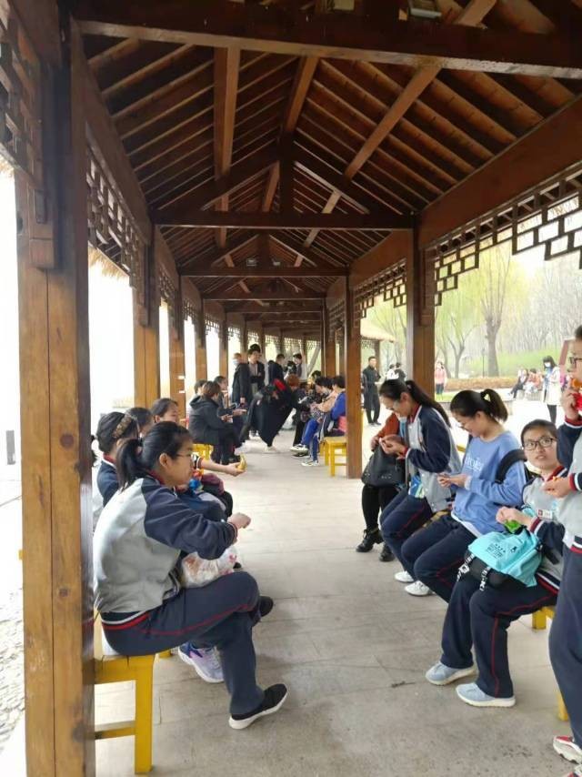 携手青春，圆梦同行——德州一中东校区2018级14班踏青活动403.png