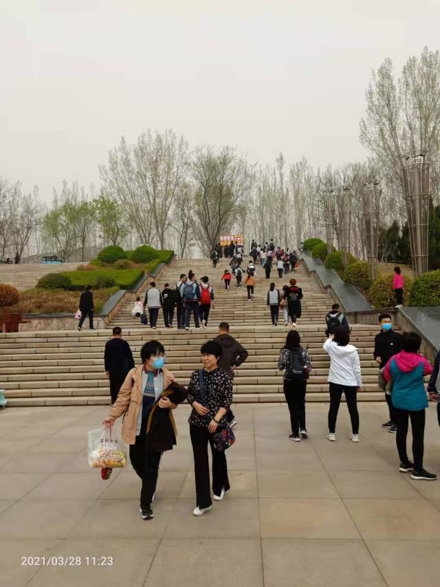 携手青春，圆梦同行——德州一中东校区2018级14班踏青活动479.png