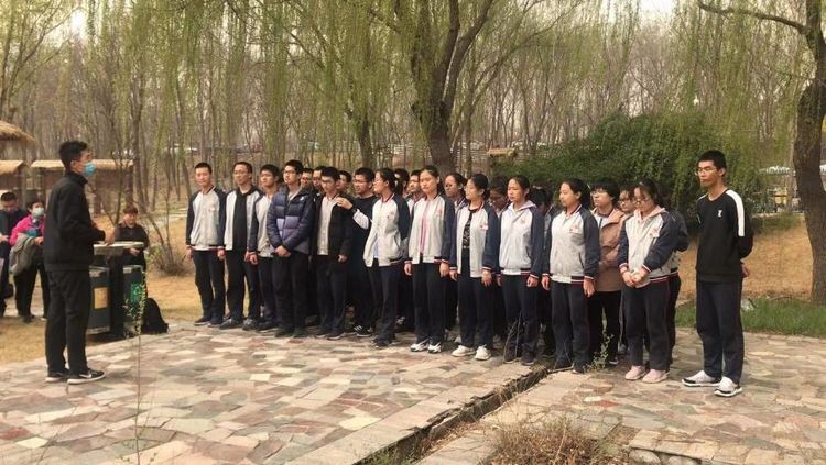 携手青春，圆梦同行——德州一中东校区2018级14班踏青活动505.png
