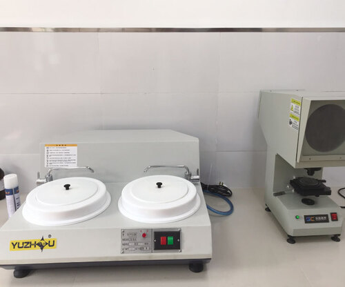 Máquina de pulido metalográfico – Probador de entallas
