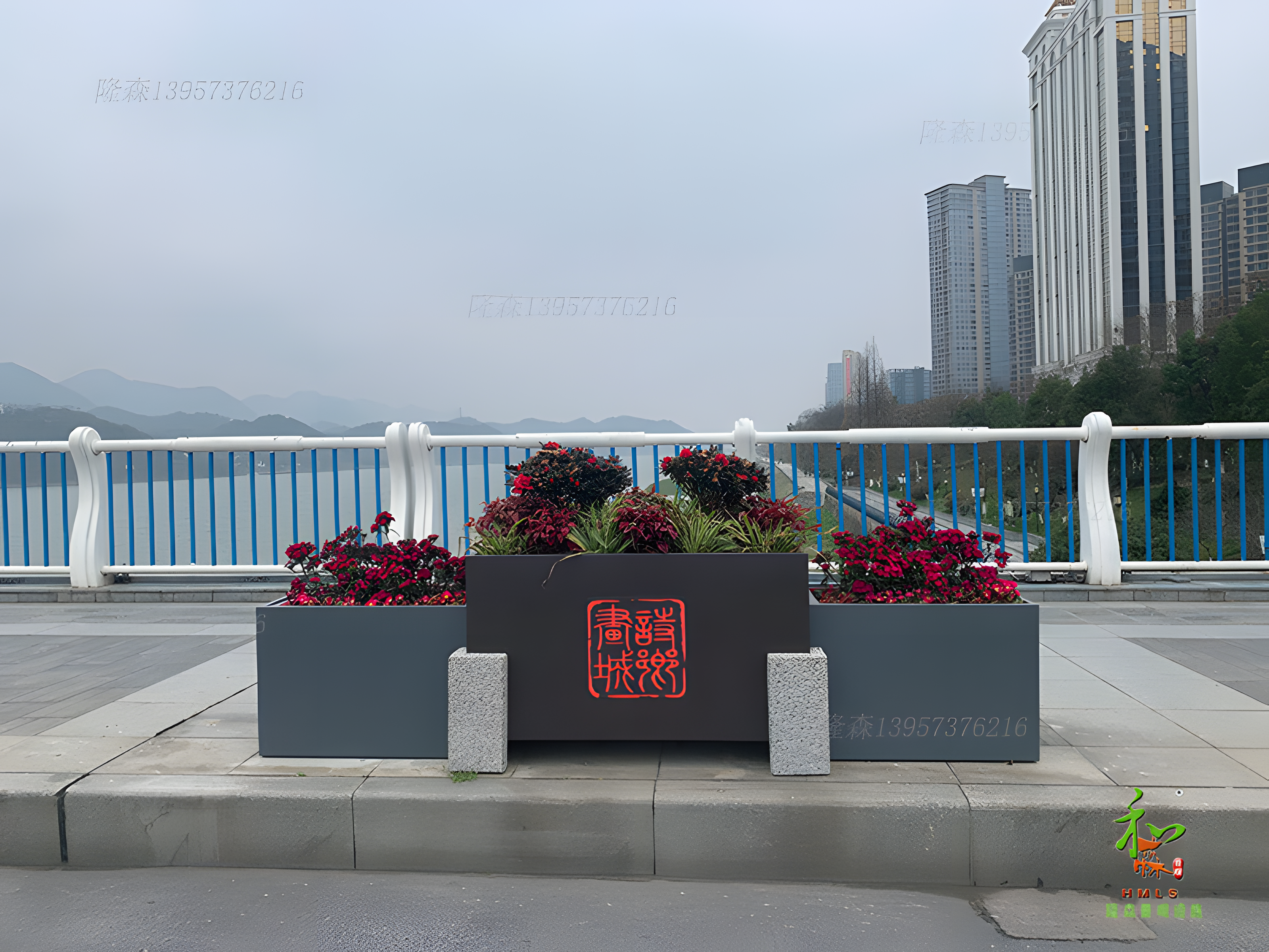 科普：不锈钢花箱、高架花箱、隔离栏花箱的使用寿命及影响因素