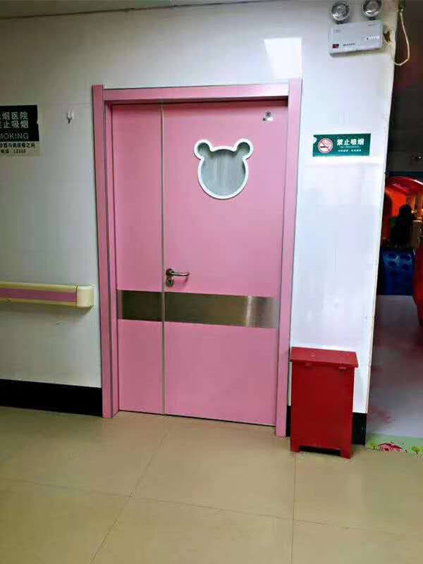 学校专用门