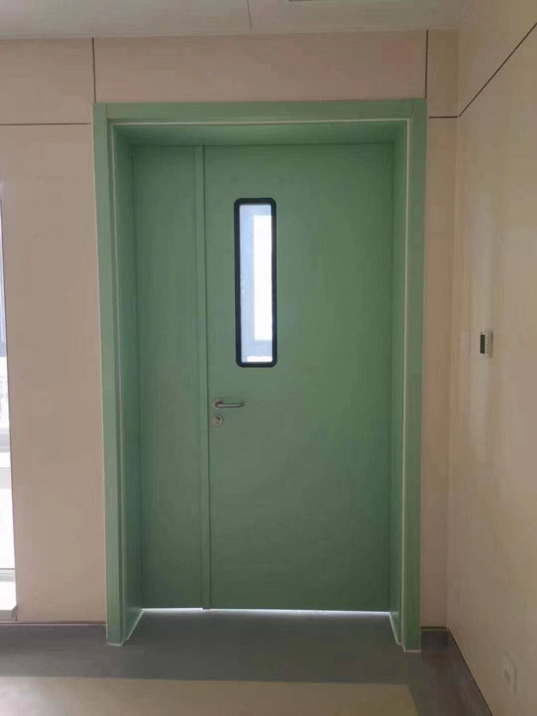 钢质门