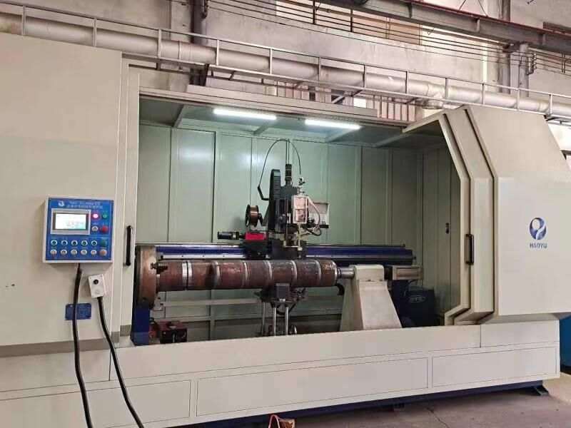 窄间隙油缸焊机