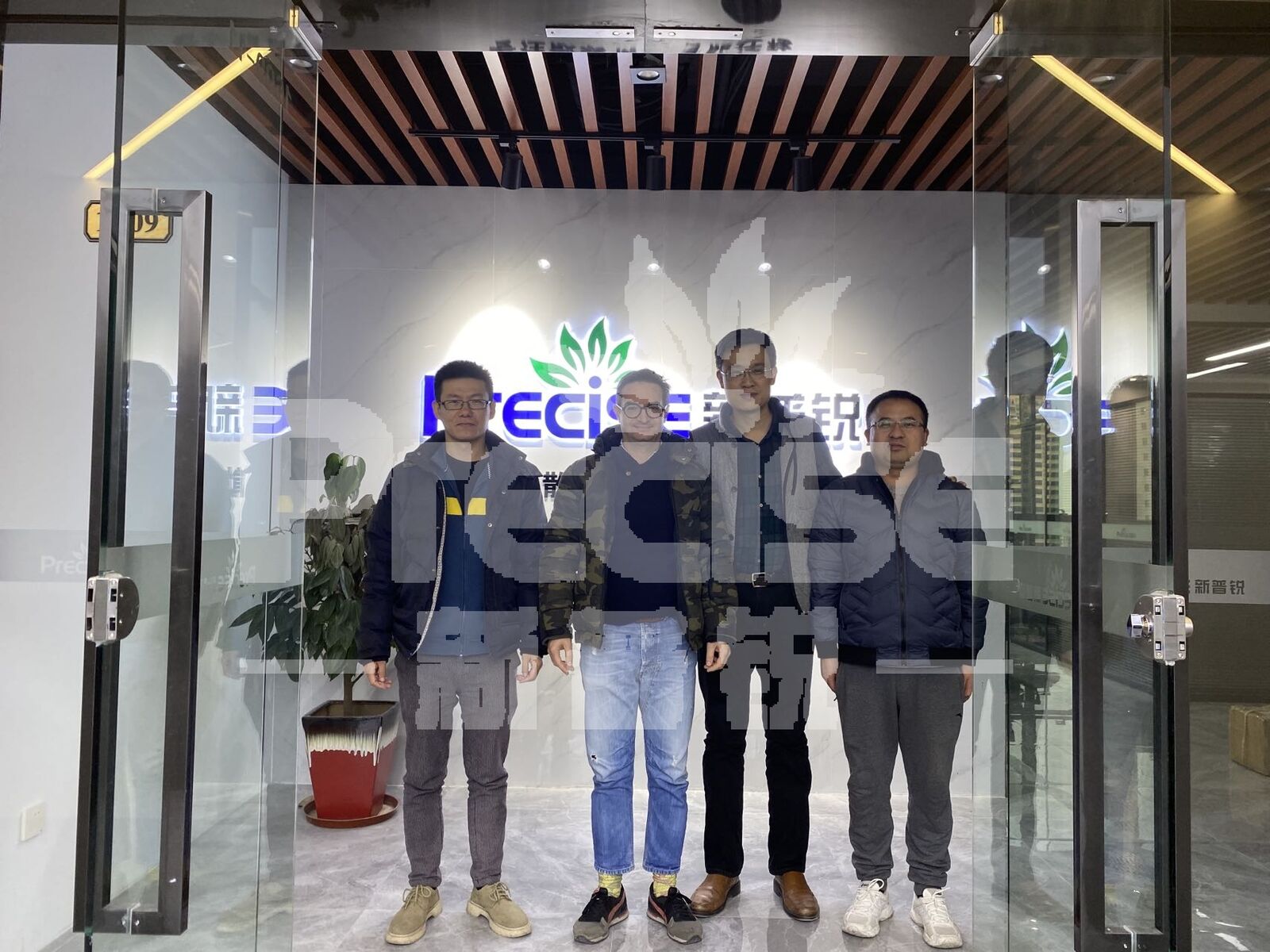 對(duì)外交流 對(duì)外交流