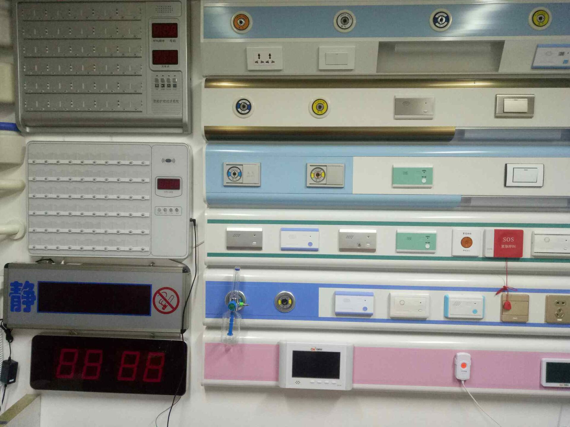 中心供氧廠家選擇不同的供氧模式