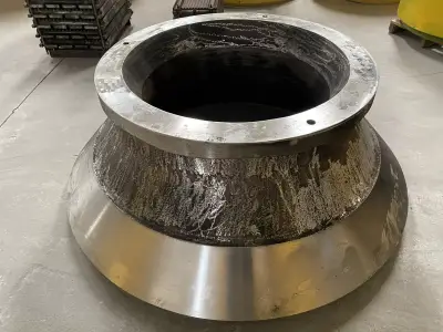 3000pcs C8105-832-4 Spring Nuts Type U Steel 3000pcs C8105-832-4 Spring Nuts Type U Steel