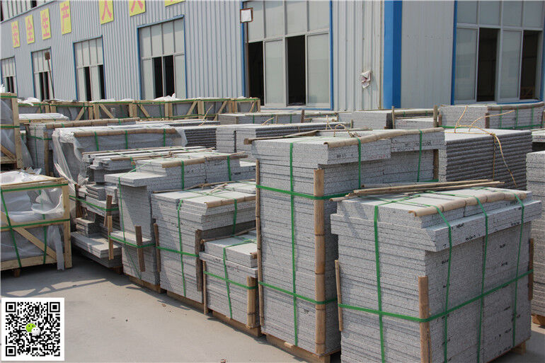 芝麻灰石材的干挂和湿贴有哪些区别