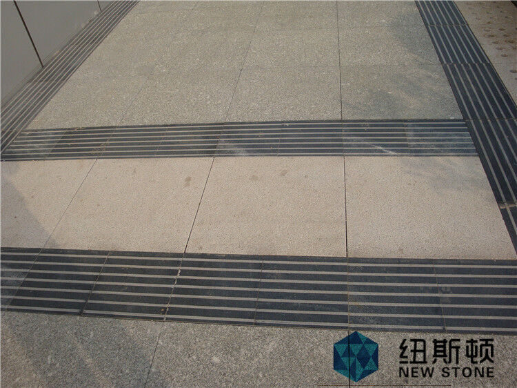 芝麻灰石材的腐蚀的原因有几方面因素？