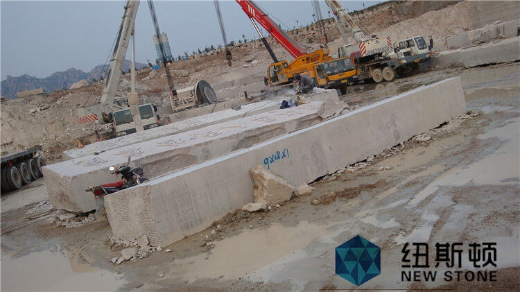 门牌石加工过程