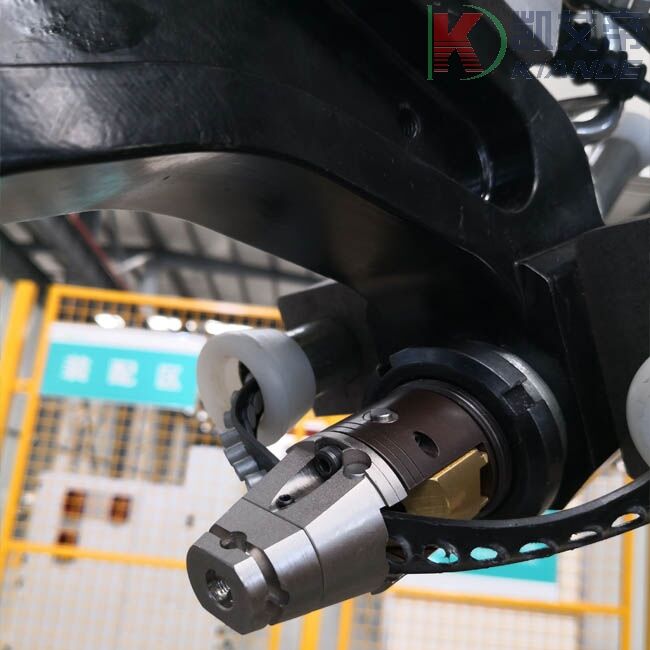 Self-piercing Riveting Machine