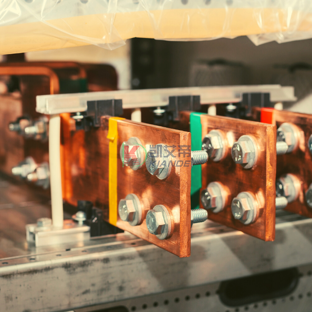 What is the difference between busbar and busway?