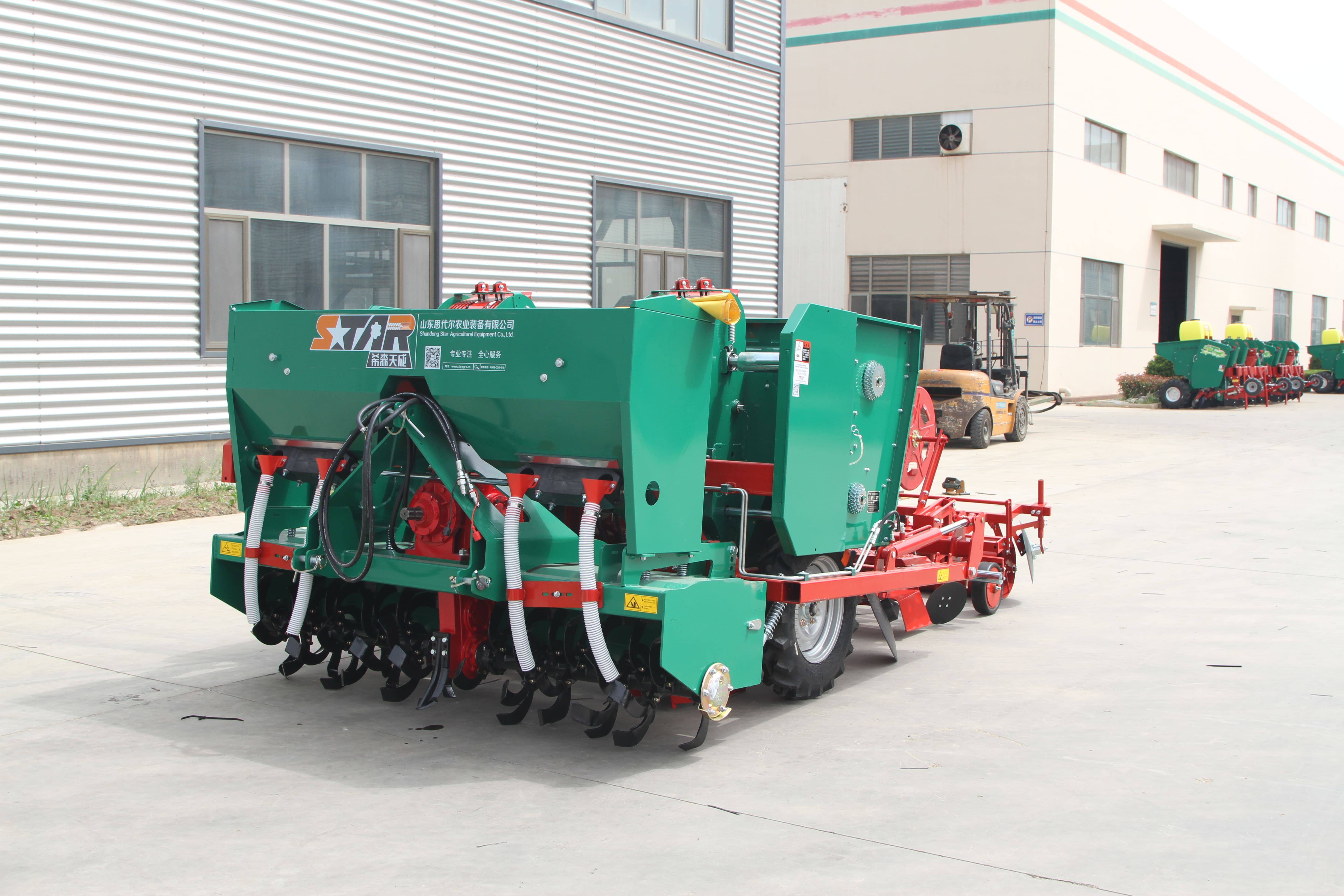 2CMX-2/4 马铃薯种植机