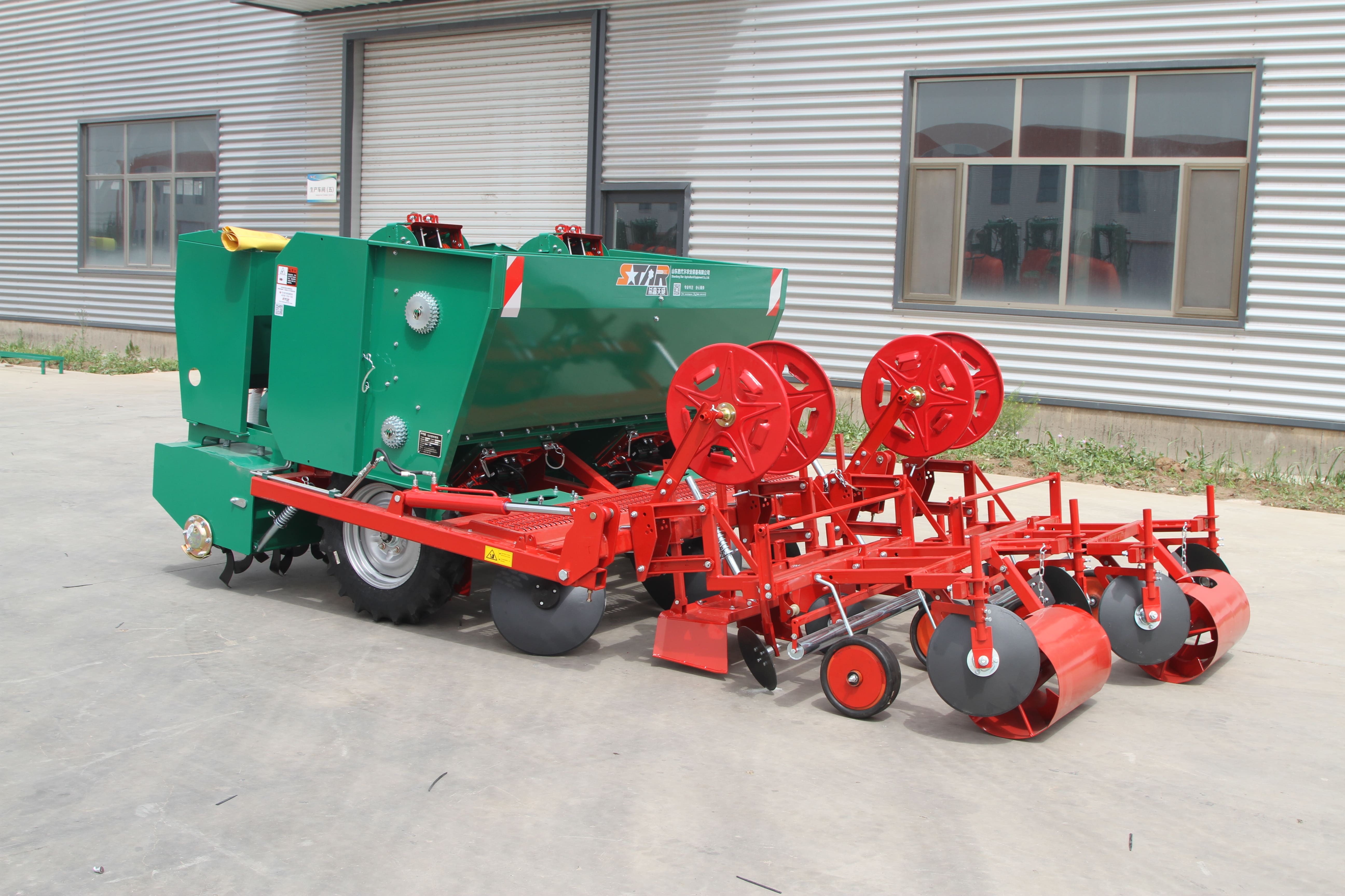 2CMX-2/4 马铃薯种植机