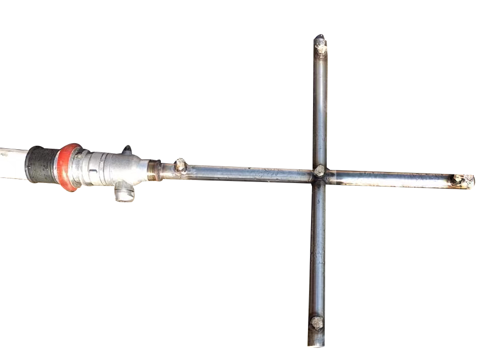 新能源电车火灾底盘喷雾冷却装置