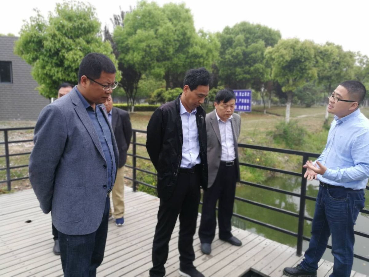 塘橋鎮(zhèn)領(lǐng)導(dǎo)一行參觀公司項目-碩亞環(huán)保