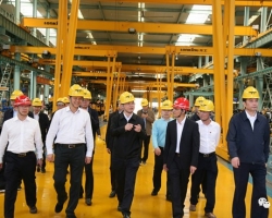 福建省副省長林寶金一行蒞臨龍工龍巖生產基地調研