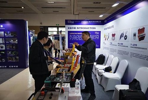 图片3 维多利亚老品牌vic3308电力线路检测产品亮相CPEM2026电力设备管理大会