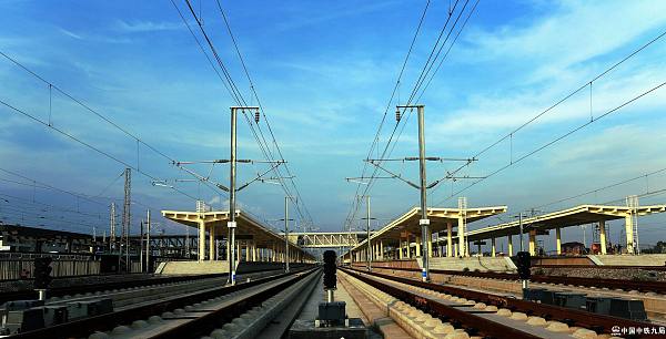 铁路电力一体化综合监控解决方案