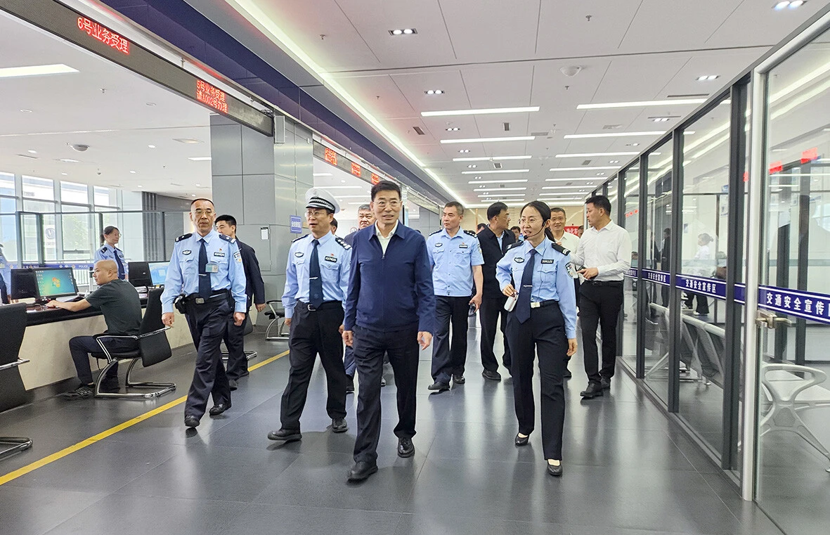 山东省人大常委会副主任范华平调研天齐汽车博览园