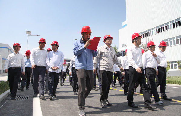 赋能转型强本领　观摩培训促提升——集团组织开展工业项目、城市更新项目施工经验分享与现场观摩交流活动，赋能项目部转型