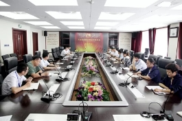 集团机关党总支委员会召开2017年党员大会