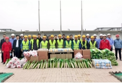 春节慰问送关怀 致敬生产一线最可爱的人