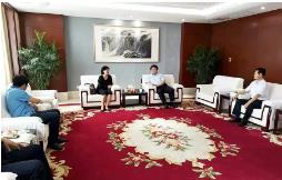 中国基建物资租赁承包协会会长喻迺秋一行到集团调研交流