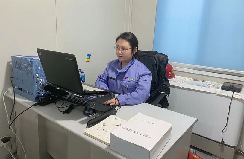 巾帼迎春绽芳华——访天齐集团 2022 年度“三八红旗手” 伊秋莹