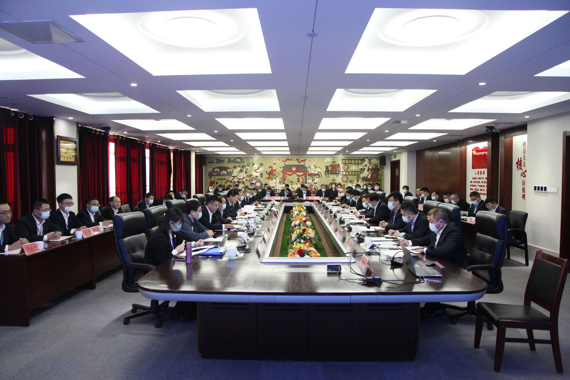 集团公司（建设板块）召开年度工程联合大检查总结会暨 11 月份月度工作会议