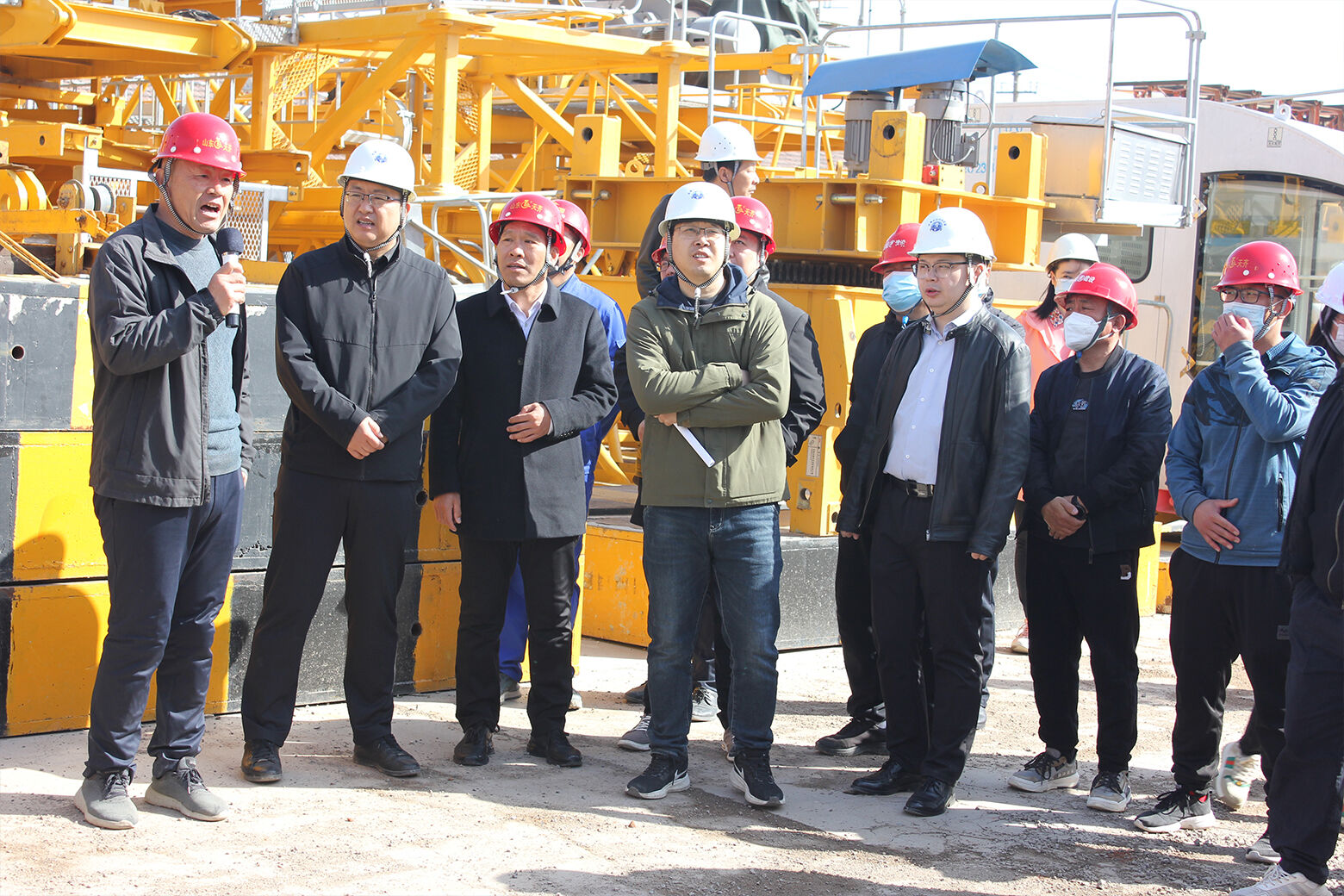 设备管理公司承办淄博市建筑起重机械安全事故警示会暨安全管理研讨会