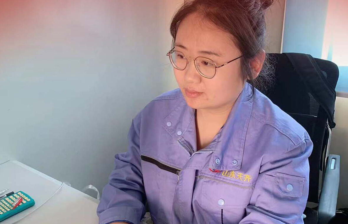 弘扬工匠精神 匠心成就精彩——访2023年度“天齐工匠” 伊秋莹