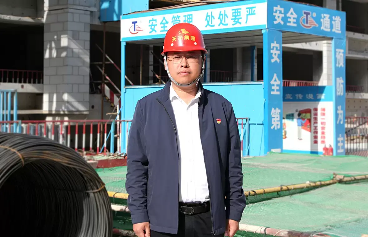 3、吕允海.JPG