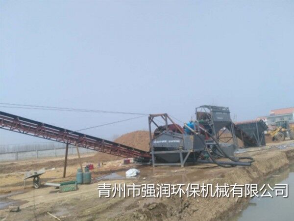 江苏省赣榆县水洗沙现场 江苏省赣榆县水洗沙现场