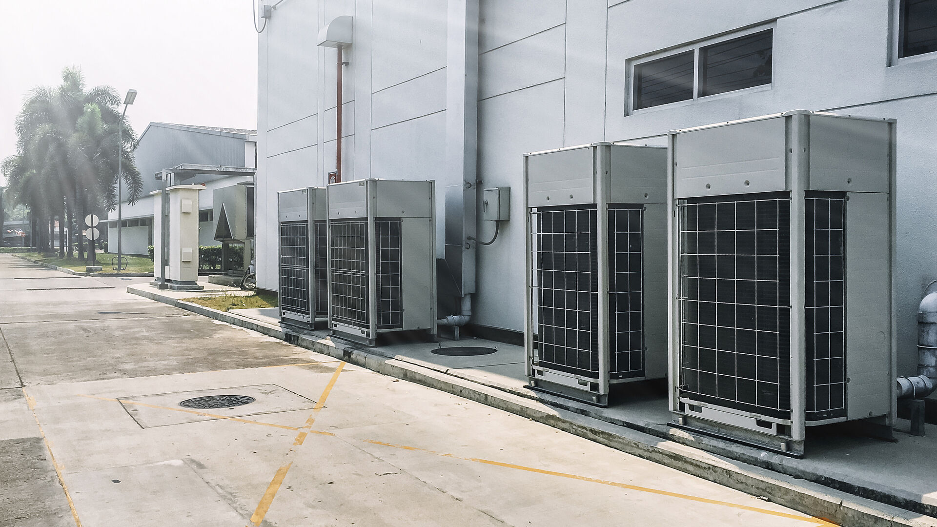 冷热一体机在化工行业中的应用