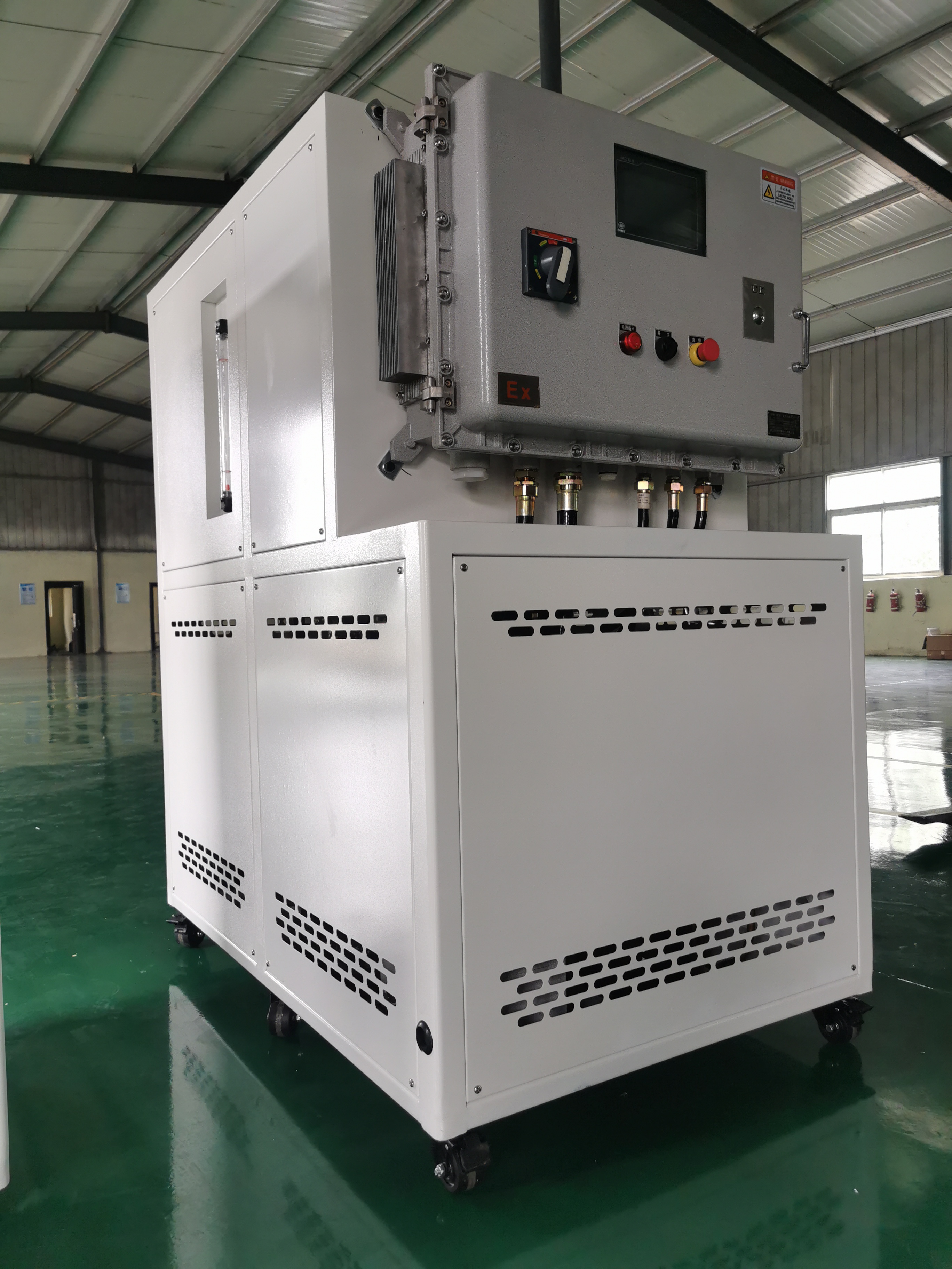 电池老化测试高低温一体机：科技驱动、先进可靠的电池老化测试方案