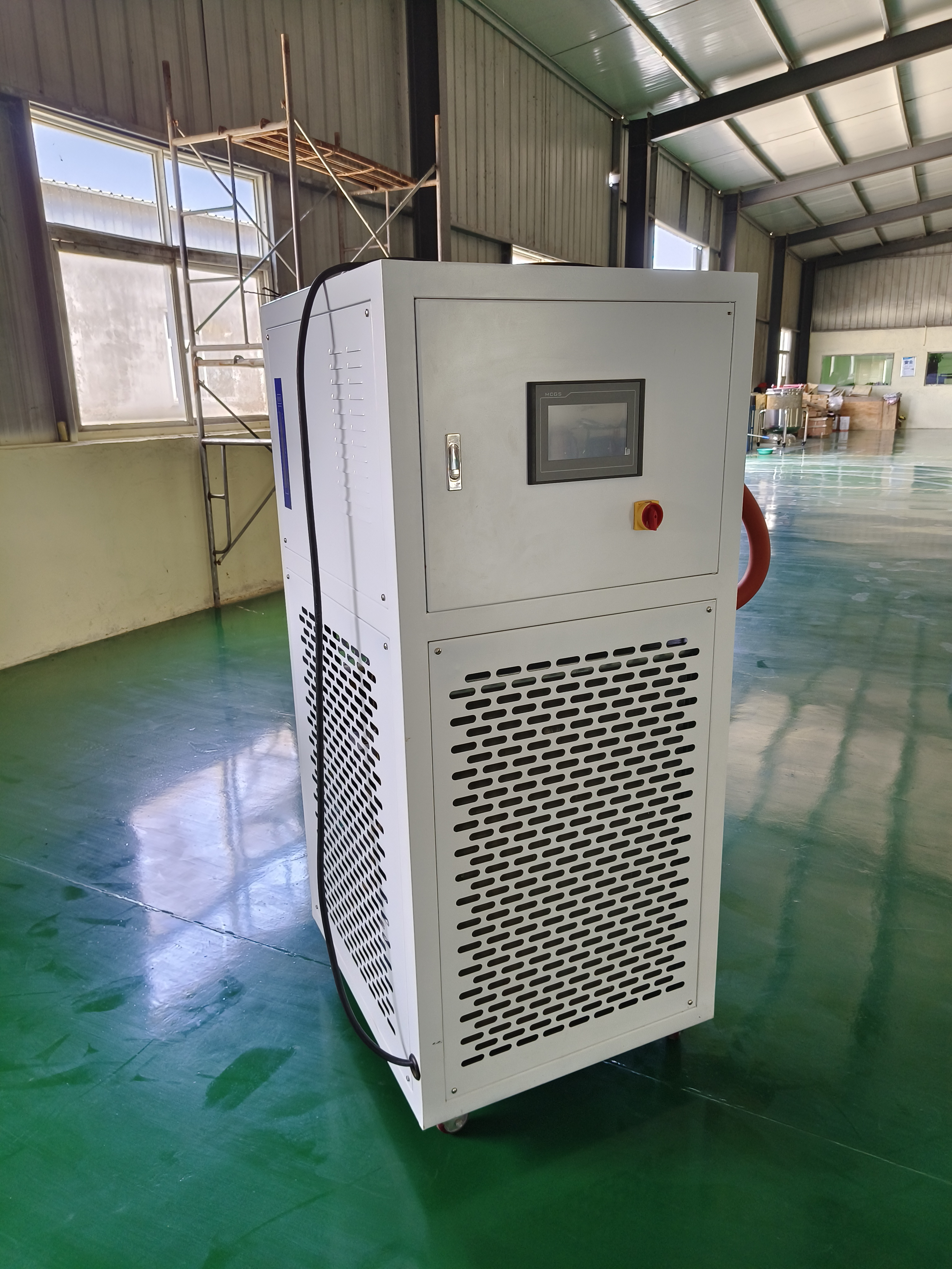 定制新能源汽车测试高低温一体机