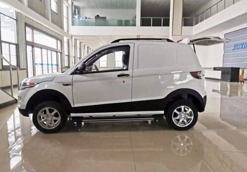 马耳他客户定制的右舵电动物流车下线，并计划在2020年1月份交付客户