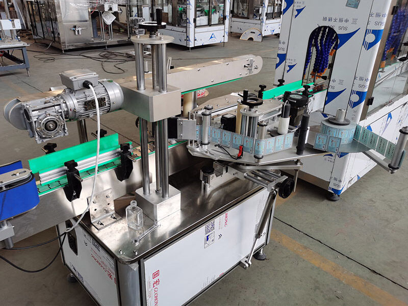 不干膠貼標(biāo)機(jī)