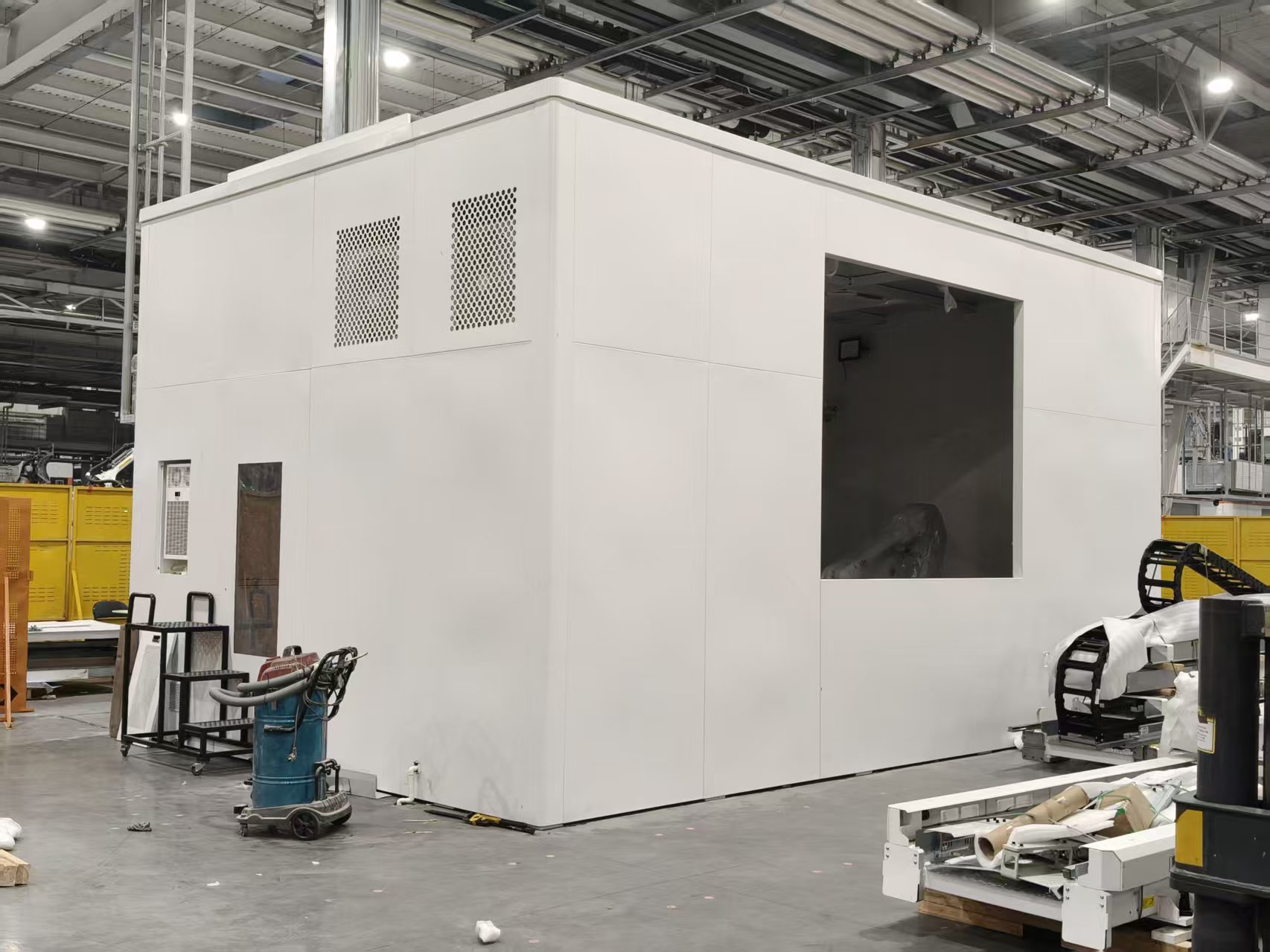 新能源汽车恒温操作间